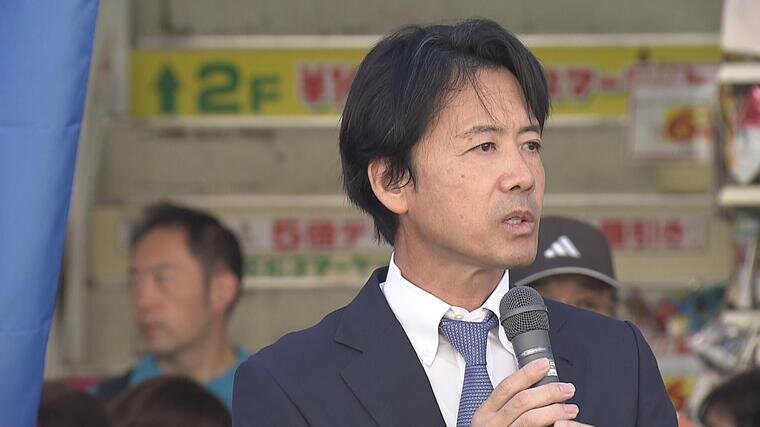 衆院前半しろ_000-000205434.jpg