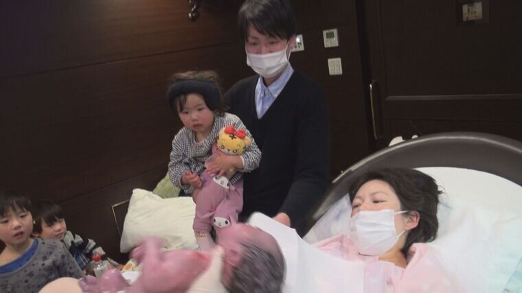 お産 の現場は今 第６波の中で臨む 家族立ち会い出産 感染妊婦の場合は 赤ちゃんに触れることもできず 赤ちゃんへのｐｃｒ検査も 特集 Mbsニュース