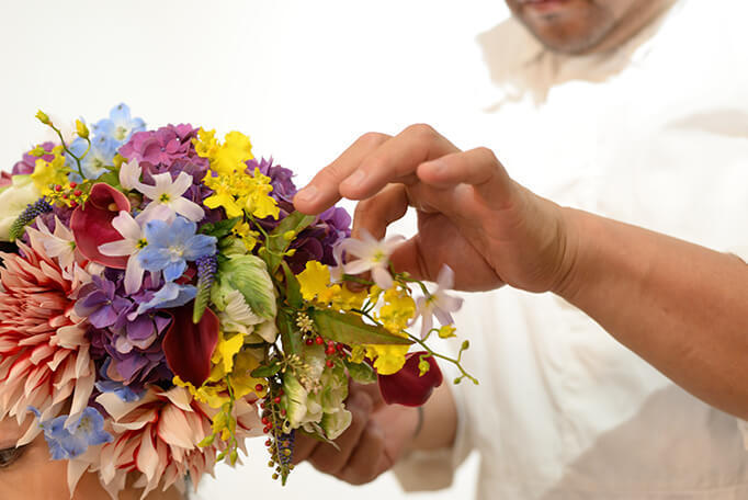 仕上がっていく花結い作品