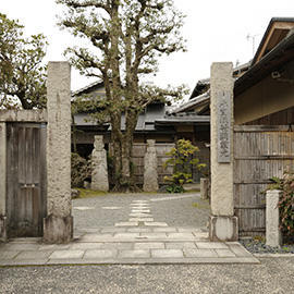 華道「未生流笹岡」家元邸