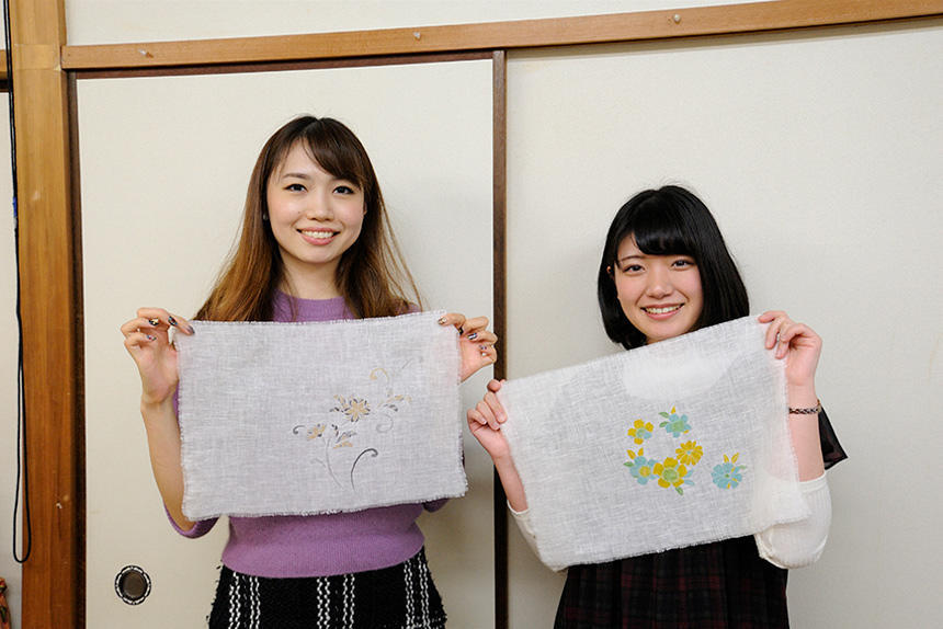 手描友禅職人体験の様子