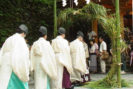 「夏越の祓（なごしのはらえ）」で心身ともに清らかに