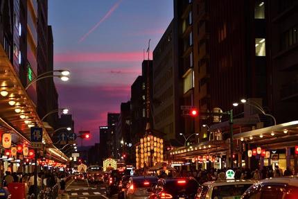 京都、夏のお楽しみ祇園祭③京町家が美術館に！「屏風祭」を楽しむ