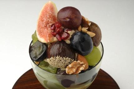 老舗料亭が手がける茶寮「無碍山房 Salon de Muge」で楽しむ大人のパフェ