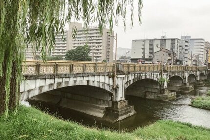 明治期の貴重な近代建造物「七条大橋」