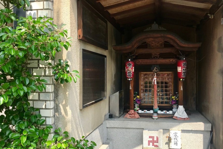 歯ノ地蔵尊_リサイズ済2.jpg