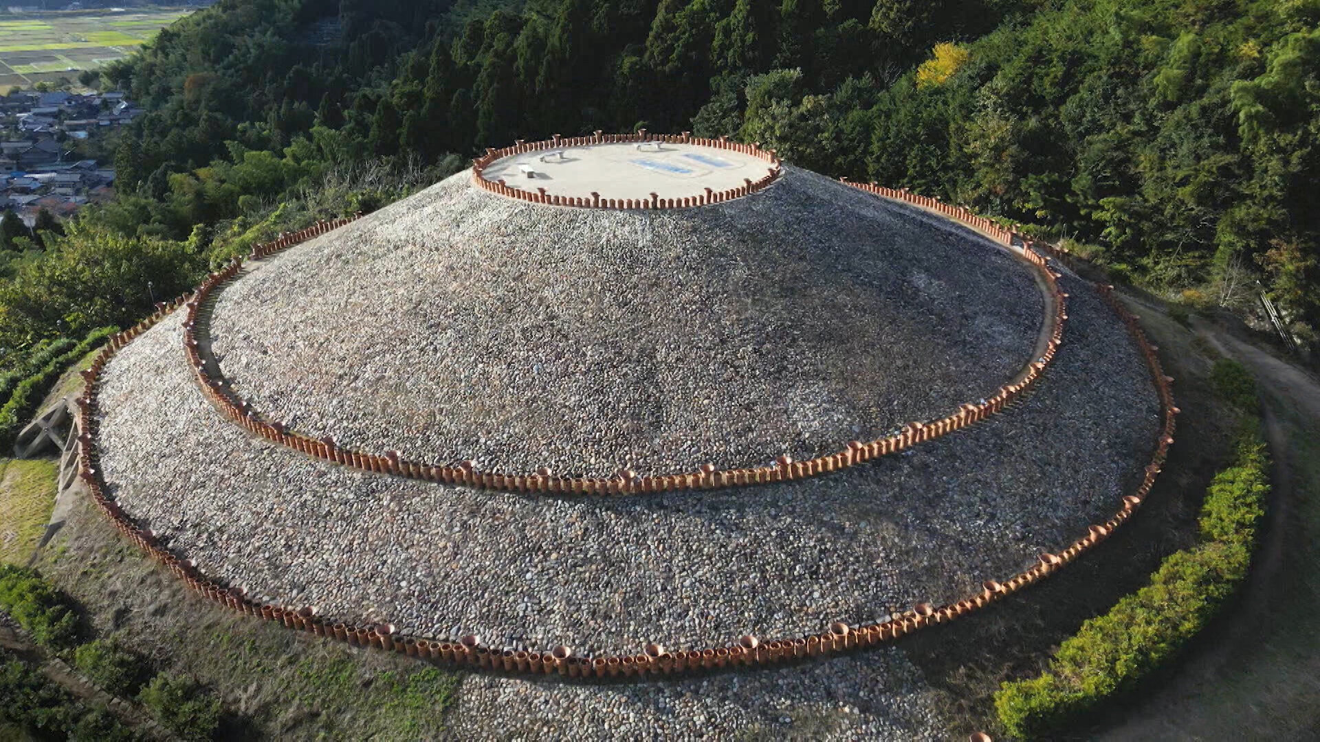 明石海峡大橋近くにある五色塚古墳は、ぼくにとっては とても