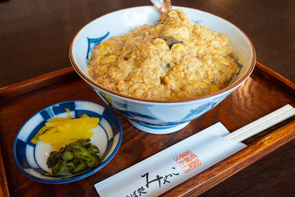 「そば処みやこ」の天とじ丼