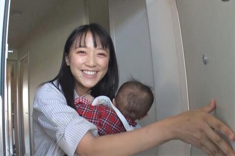小倉優子が本音トークに笑顔！親友・ギャル曽根と久々のショッピング 