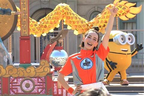 ママモデル 辻元舞がusjダンサーの快挙 オーディションから勝ち抜いた芸能人は史上初 エンタメmbs Mbsコラム