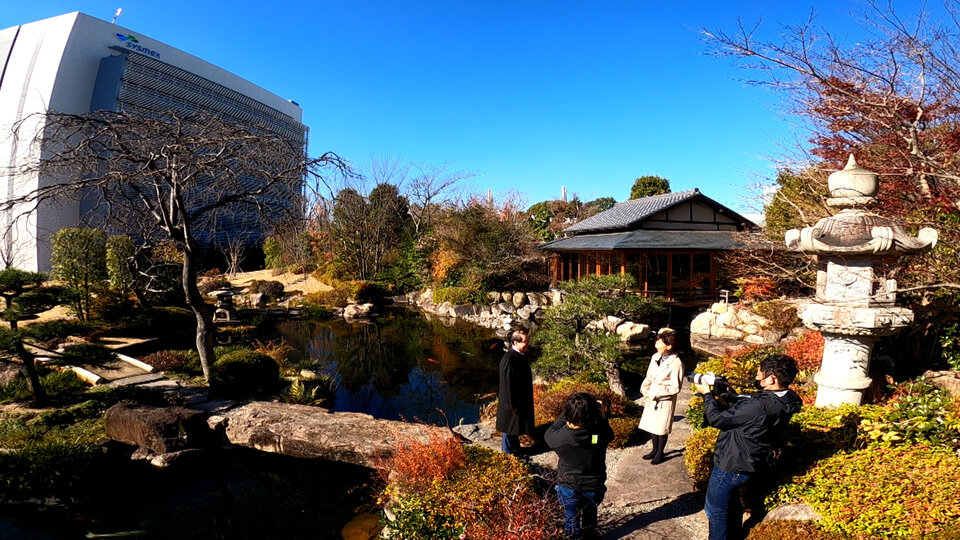 c_研究所内にある日本庭園.jpg