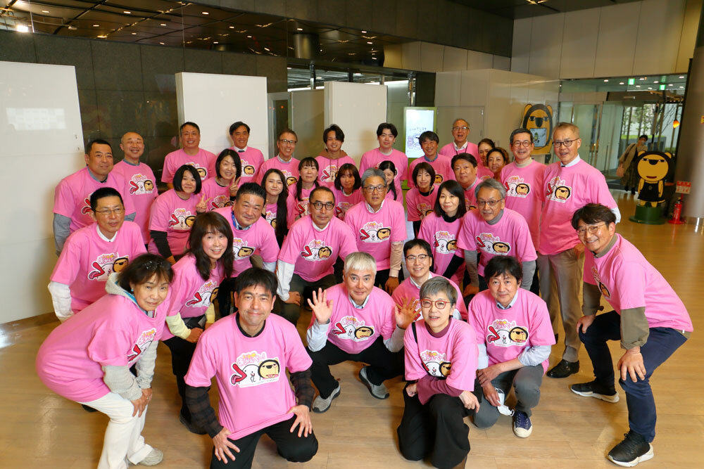 pinkshirt-1.jpg